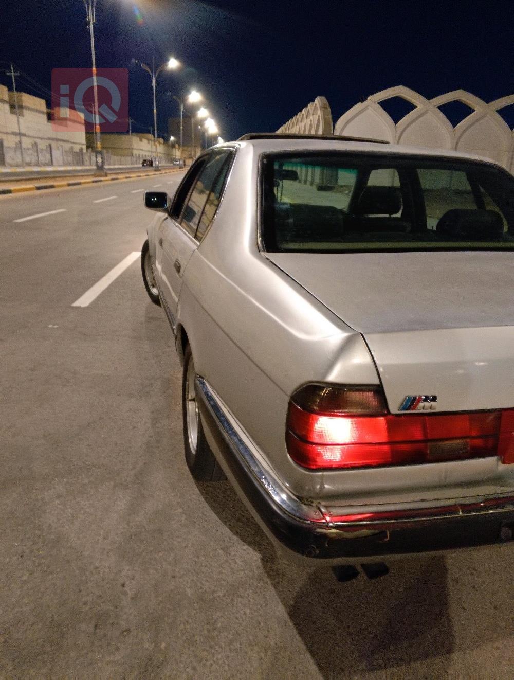 بي ام دبليو الفئة 7